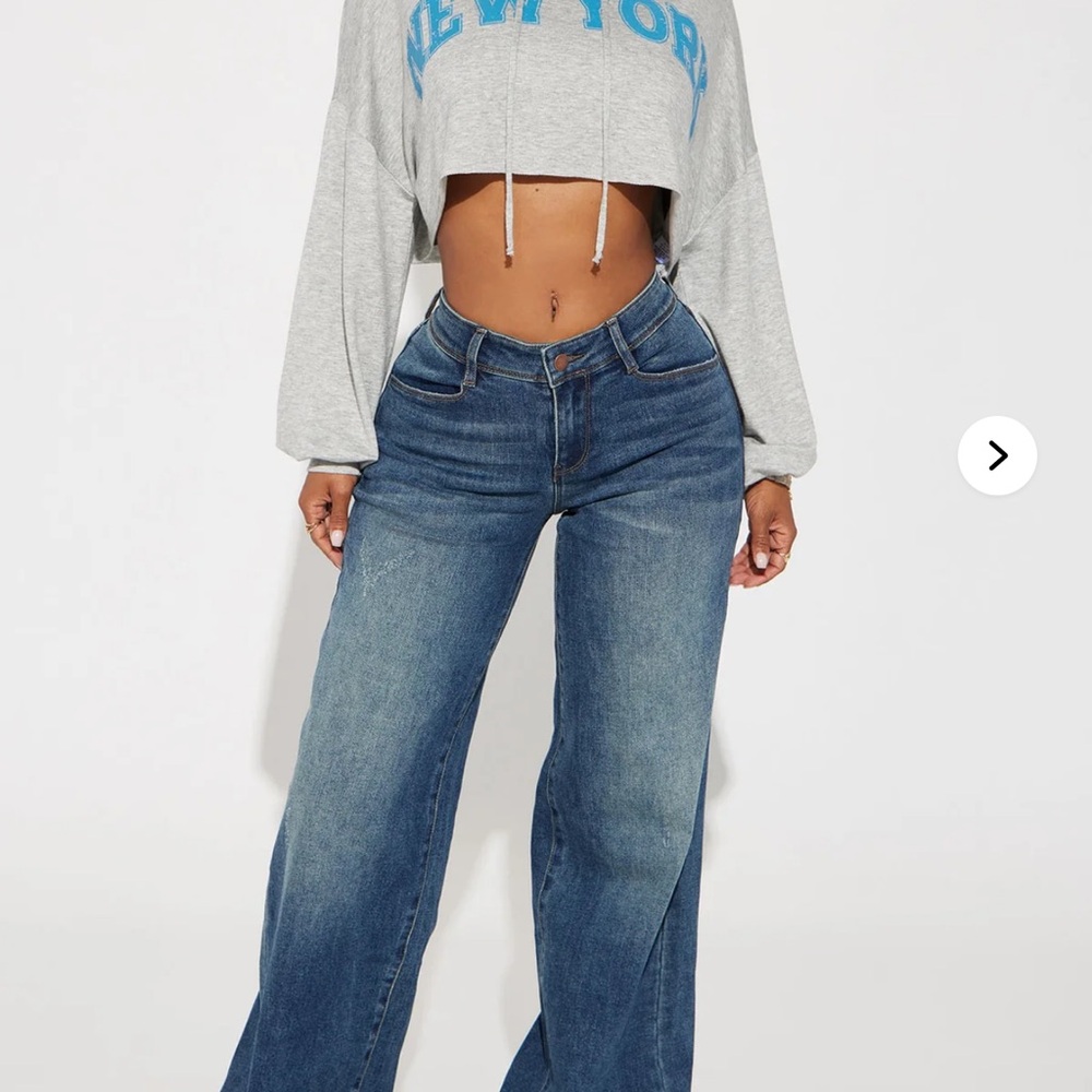 BNWT Fashion Nova stretch baggy Jean